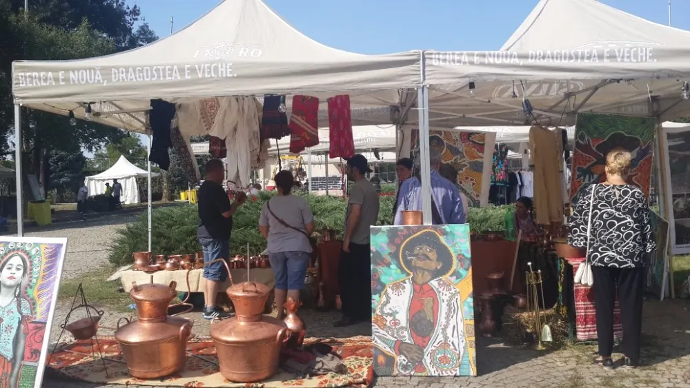 Cazane de cupru și picturi în a doua zi a festivalului